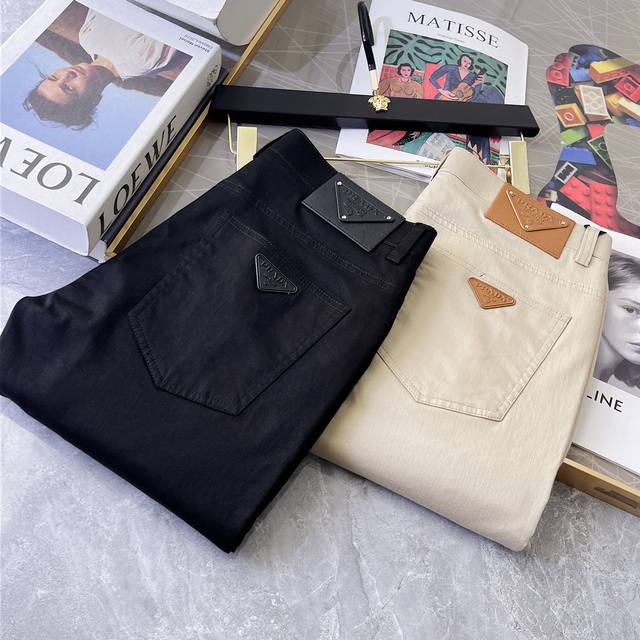 Prada 2025Ss Spring and Summer New Year's Casual Pants. Original 1:1 production