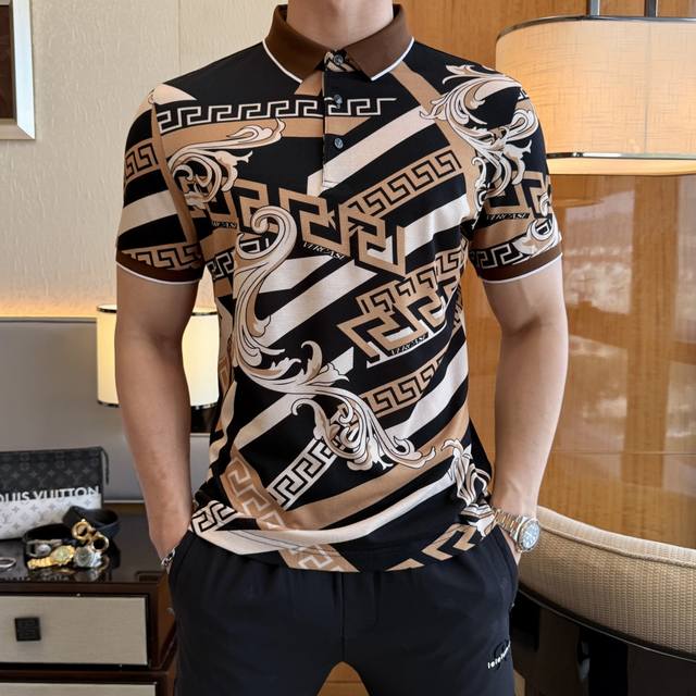 Versace - 2025Ss Spring and Summer New Polo Neck Short Sleeve Series. Selected