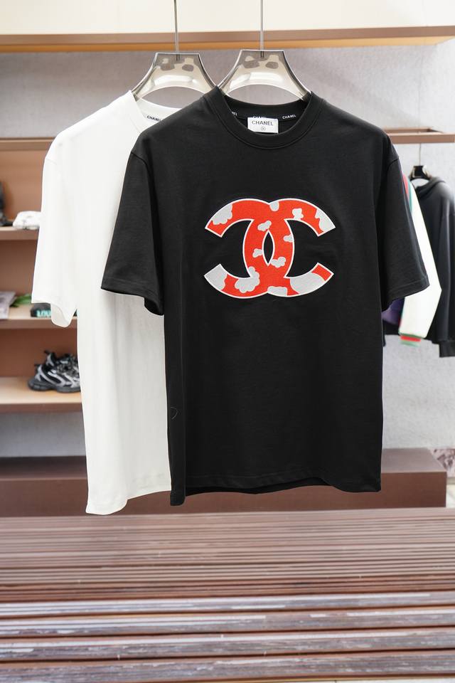 Chanel 2025 new style; new short-sleeves for spring and summer, a must-have for