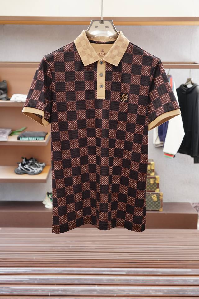 Lv Louis Vuitton 2025Ss new summer logo men's lapel Polo shirt! A classic busine