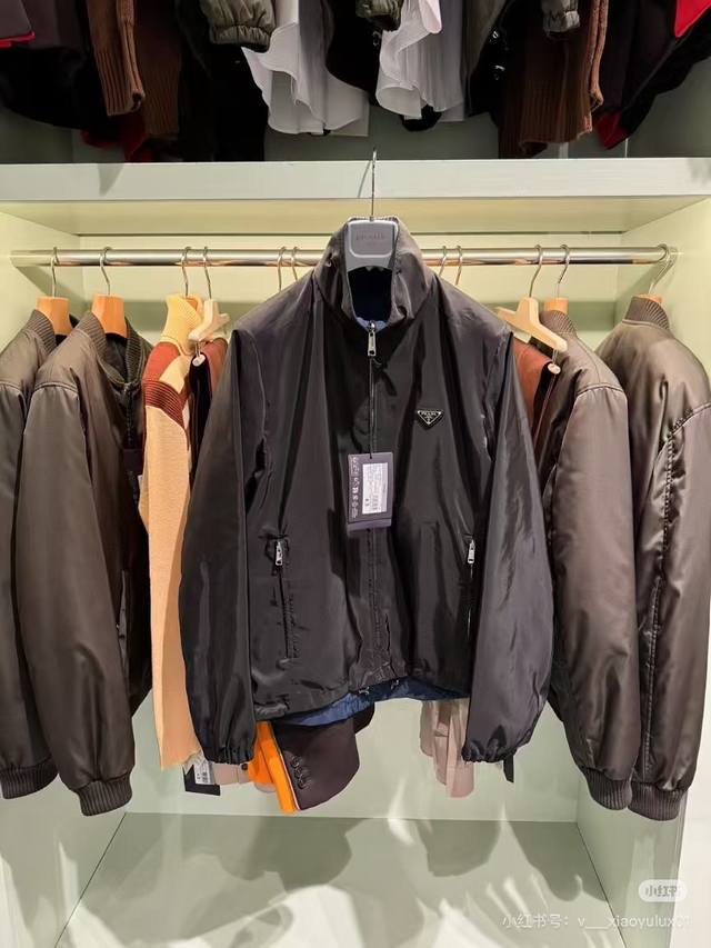 Prada 25S new product. Double-sided two-way jacket. Original order recommended f