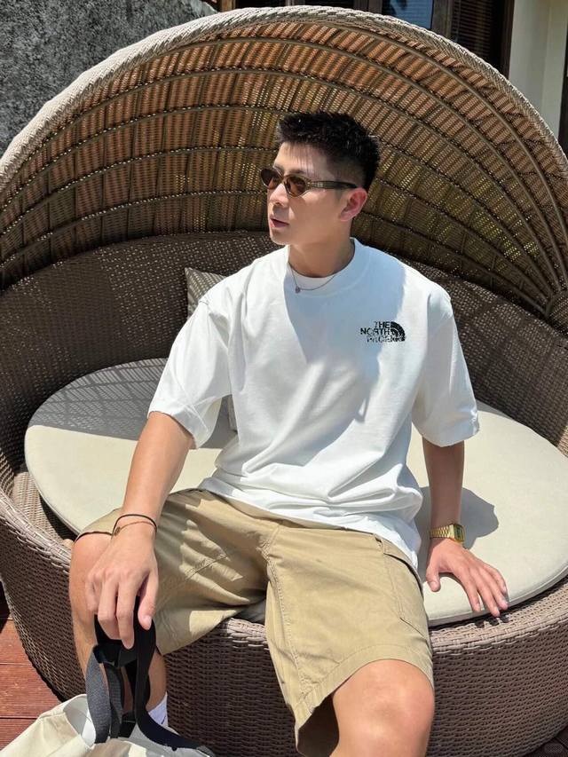 Gucc*Gucci's new T-shirt. Joint model of The North Face ~ 25S new style for men