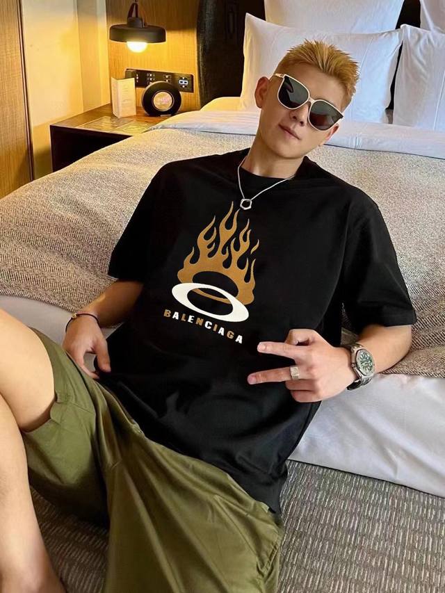 Balenciag*