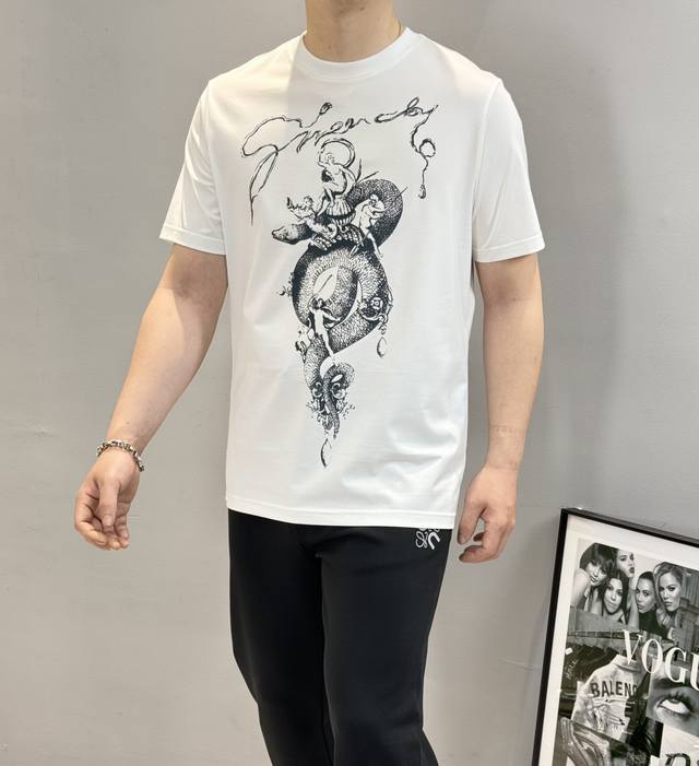 Givench*Y Givenchy 2025Ss Snake Year Limited Edition Printed Short-sleeved T-shi
