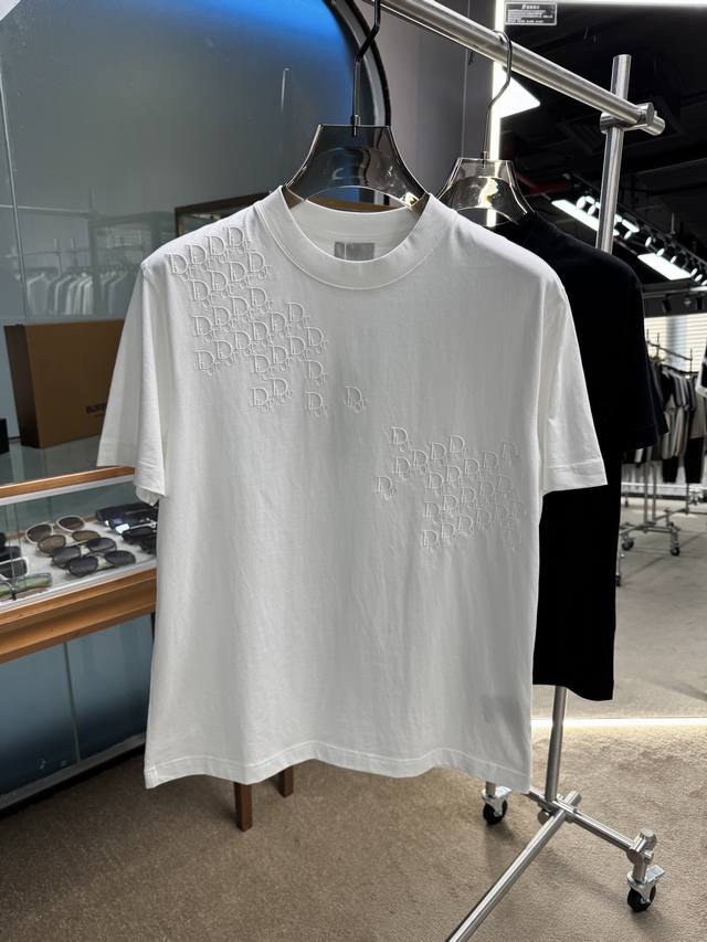 Dr 2025 Summer New Style Short-sleeved T-shirt for Men and Women! Customized exc