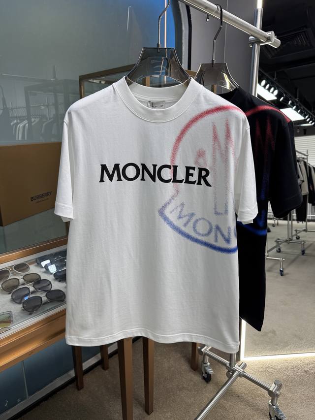 Moncler 2025 Spring and Summer new men's and women's short-sleeved T-shirts! Cus