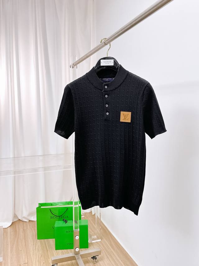 Lv 2025 Spring and Summer new men's top lapel knitted short-sleeved T-shirt, the