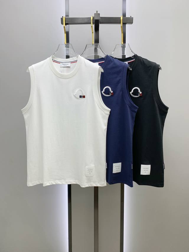 Tb25Ss New vest with reinforced threads on the collar and cuffs, not easy to def