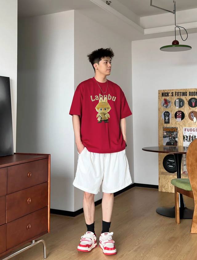 Labubu cartoon print short-sleeved T-shirt. Unisex. Made of 230g Xinjiang cotton