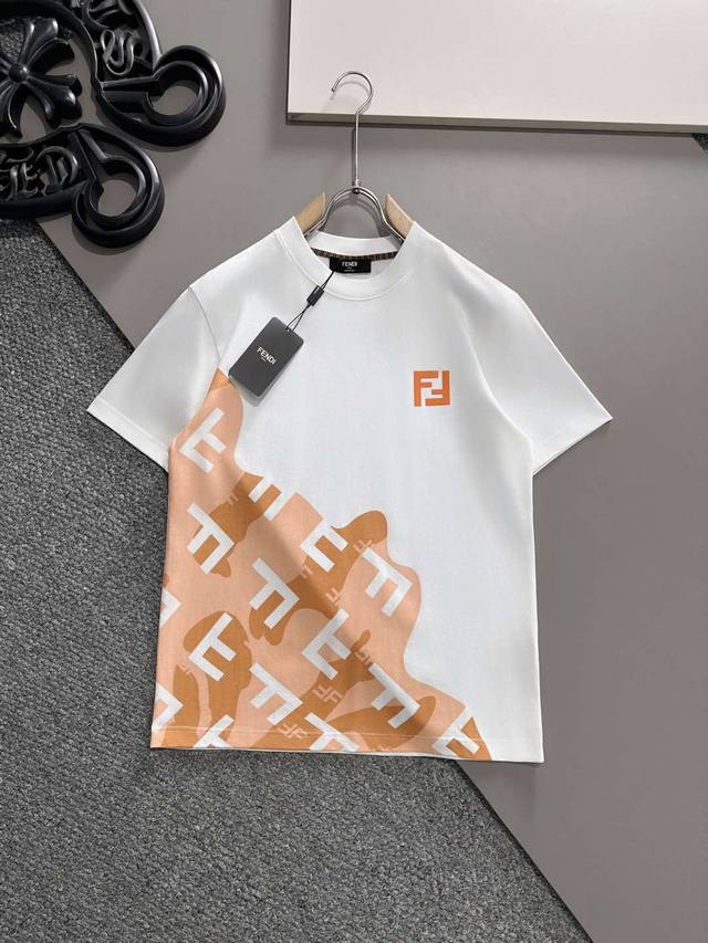 Fendi 2025 Spring and Summer new men's and women's short-sleeved T-shirts! Cust