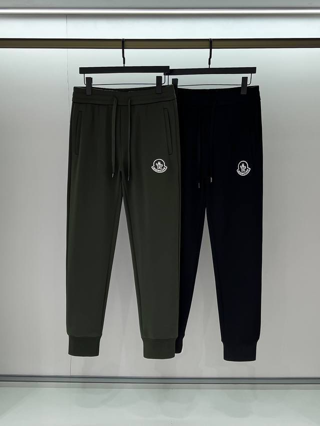 Combination Picture Mo Moncler's latest men's fashion cuffed casual sweatpants
