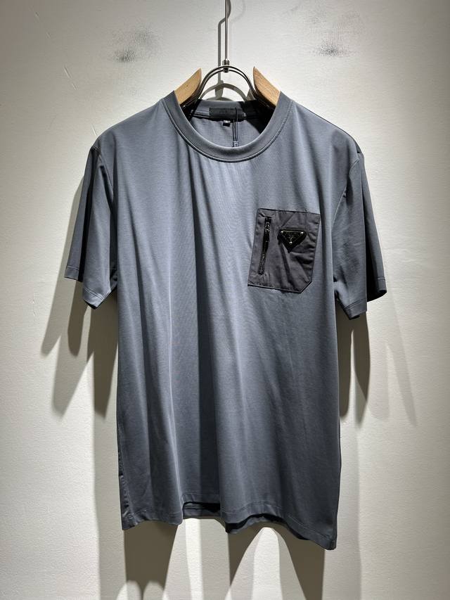 Prad*A 2025 Spring and Summer new unisex short-sleeved T-shirts, the latest mode