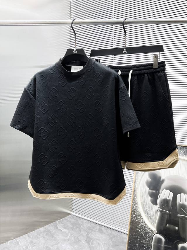 Gucci 2025Ss spring and summer new casual short-sleeved shorts pants suit, high-