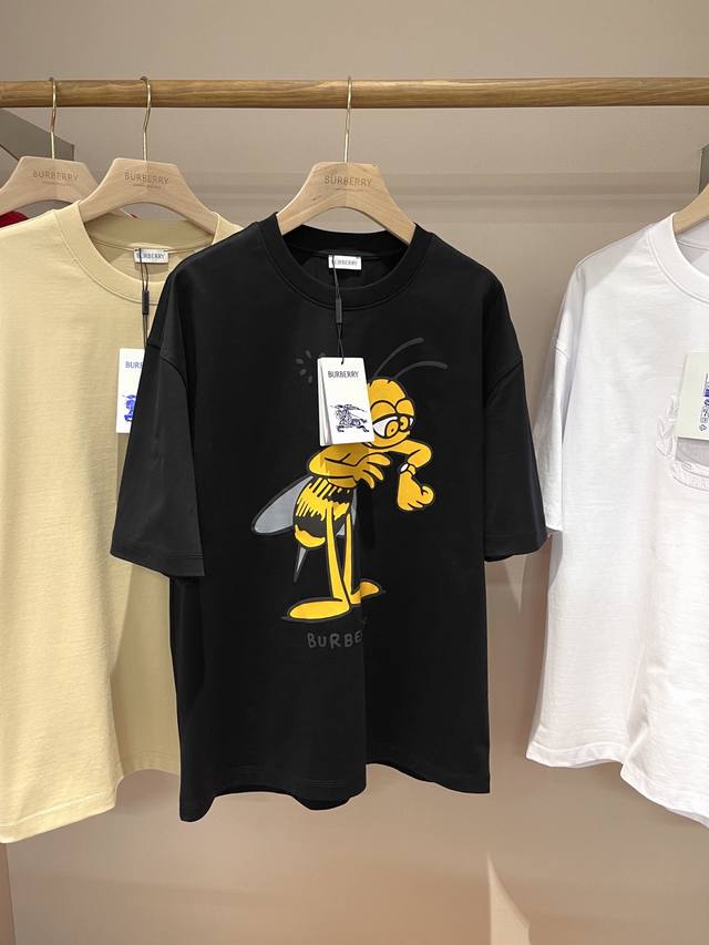 bee print cotton short sleeves. Belated good stuff and good style! Bur ace chan
