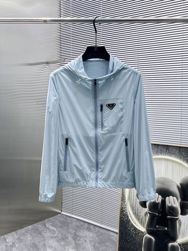 Prada 2025Ss Spring and Summer new men's hooded sun protection jacket, high-end