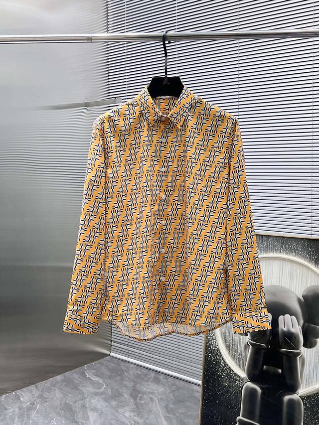Fendi 2025Ss new long-sleeved shirt, high-end version! Custom-made fabrics are b