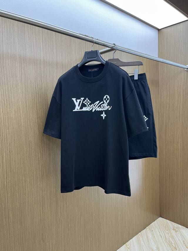 New Set Lv 2540 The latest casual shorts and short-sleeved suits for spring and