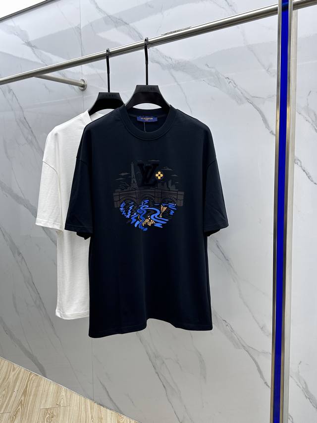 Louis Vuitton 2025Fw Spring/Summer new round neck T-shirt, three-dimensional log
