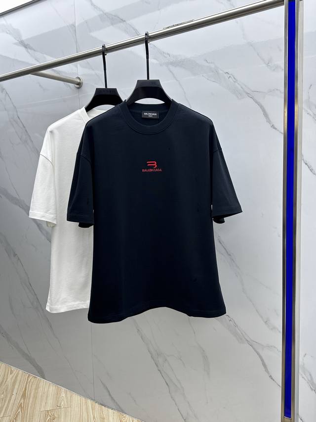 Balenciaga Parisian family 2025Fw spring and summer new round neck base outerwea