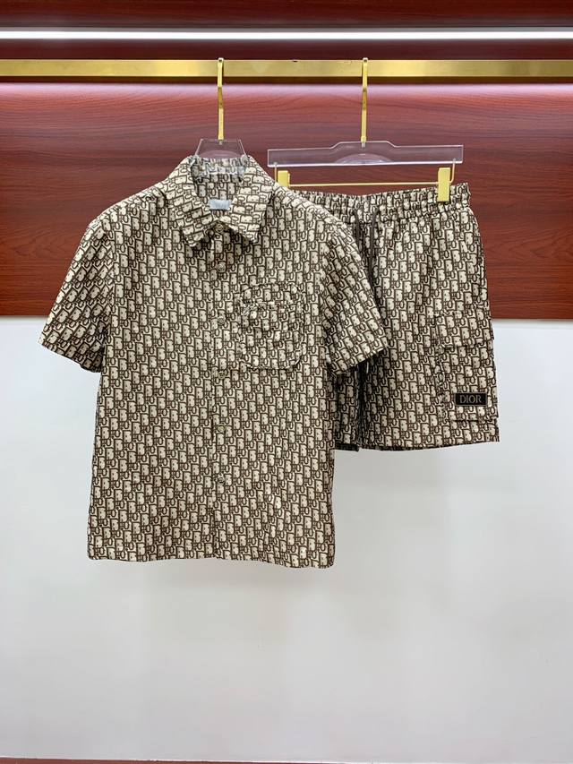 Dior, 25 New Twill Button Closure Comfortable Short Sleeve Shirt + Shorts Set. D