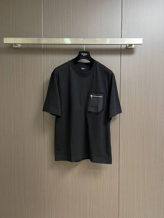 Fendi 2025 new jacquard zipper pocket round neck short-sleeved T-shirt, a low-ke