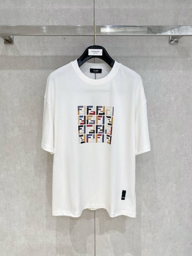 Fendi New style of Fendi, classic unchanged....Fd short sleeve Still the simples