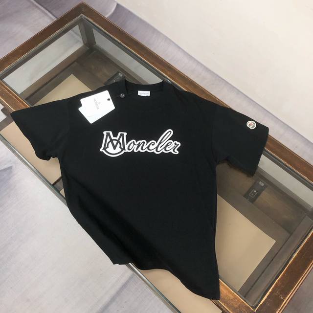 C Mon*Cler 25Ss latest versatile short-sleeved T-shirt for men and women!! Brand