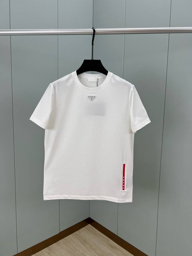 Prada. Prada's classic spring and summer short-sleeved T-shirt with an inverted