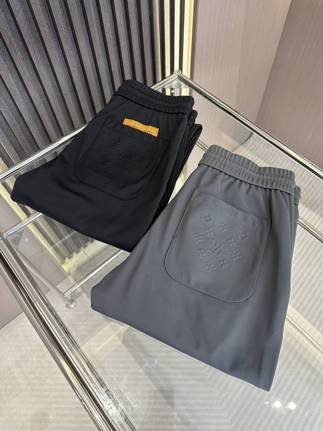 L Donkey Fw autumn and winter new casual pants in full condition! The fabric is