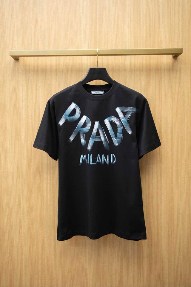 2025Pd Latest T-shirt Classic letter painted logo Top grade cotton fabric Regula