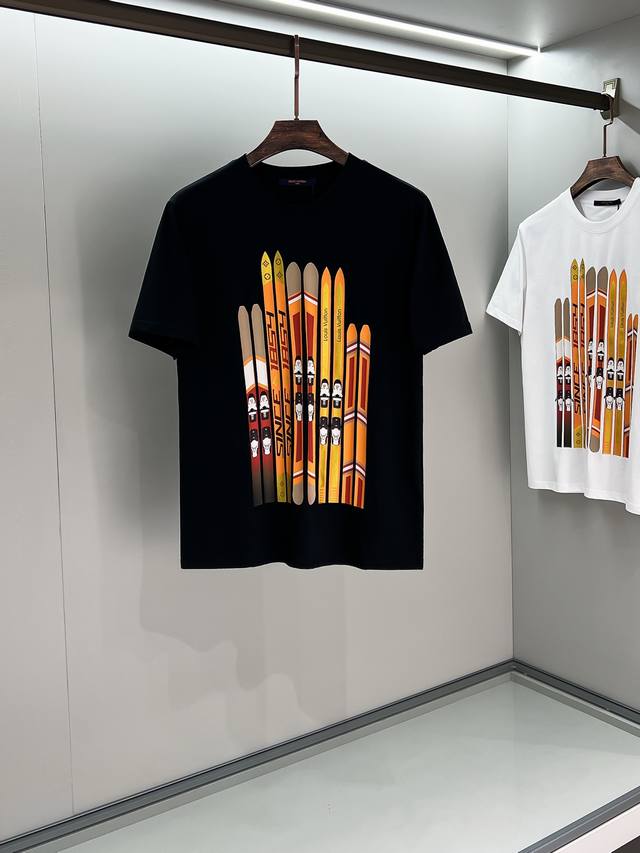 2025Ss New Loui Spring/Summer 1854 Round Neck Short Sleeves This T-shirt has the