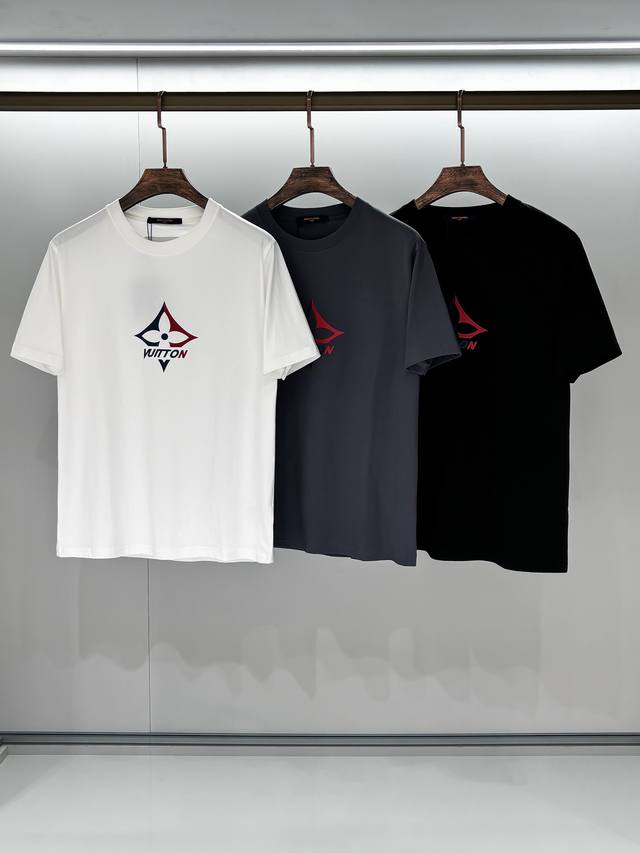 Group photo details L's 2025Ss spring and summer new round neck short-sleeved T