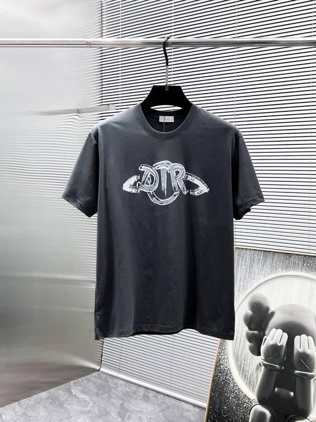 Dior new round neck short-sleeved T-shirt, high-end version! Custom-made fabrics