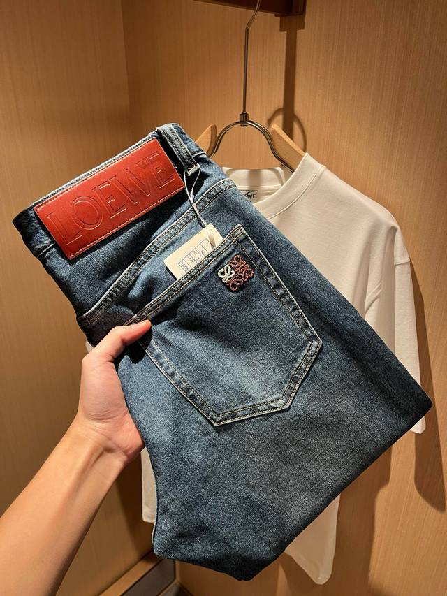 Lo*We 2025 Spring and Summer new men's fashion high-end casual pants, Hong Kong