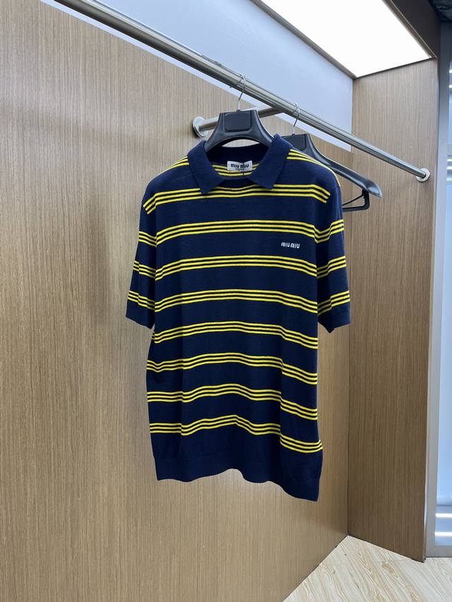 Miu Miu 2025 new wool contrast striped letter micro logo short-sleeved Polo coll
