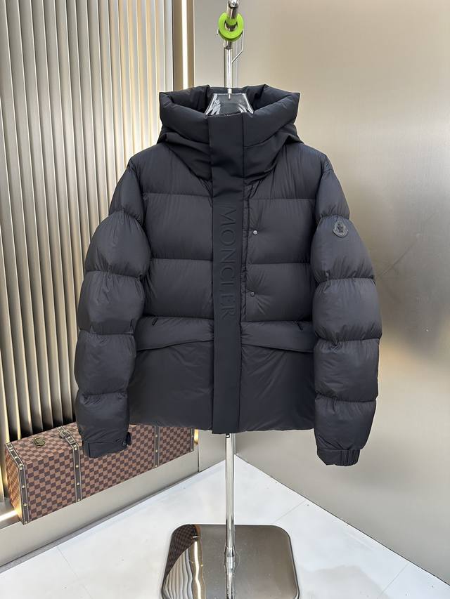 Hot new style black warrior. 2025 autumn and winter new down jacket original 1:1