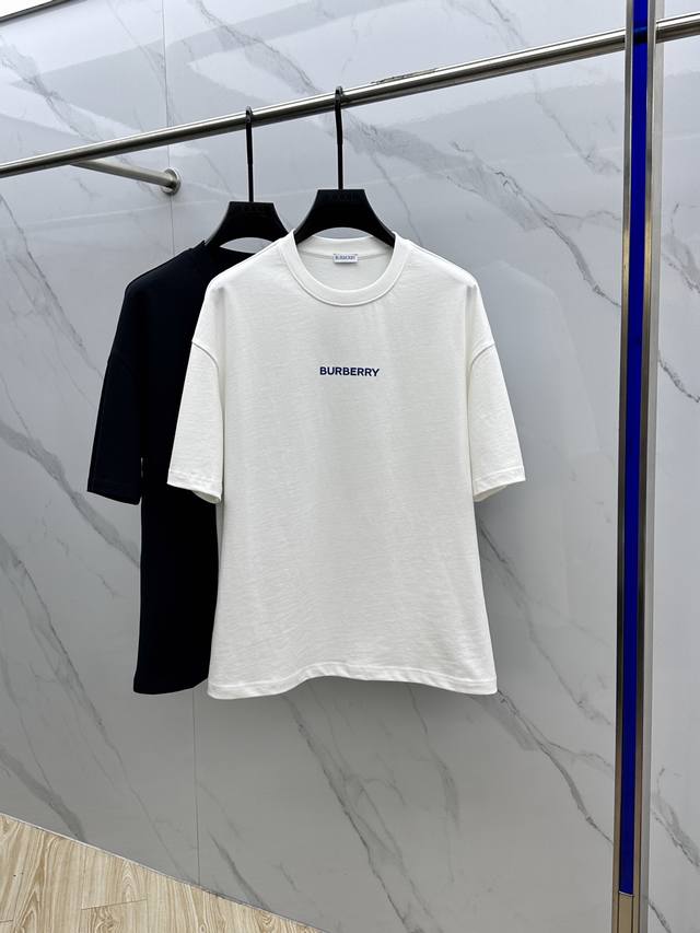 Burberry 2025Fw Spring/Summer new round neck T-shirt, three-dimensional logo mic