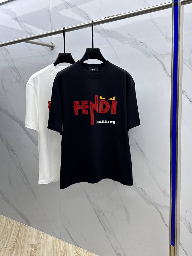 Fendi* Fendi 2025Fw Spring and Summer new round neck T-shirt for outerwear, thre