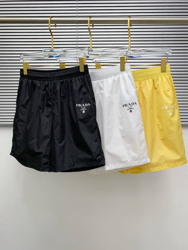 Prada 2025 Spring and Summer new casual shorts! Available on the official websi