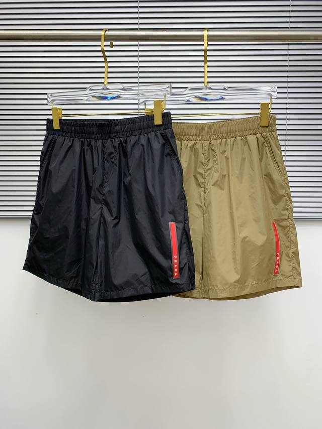 Prada 2025 Spring and Summer new casual shorts! Available on the official websi