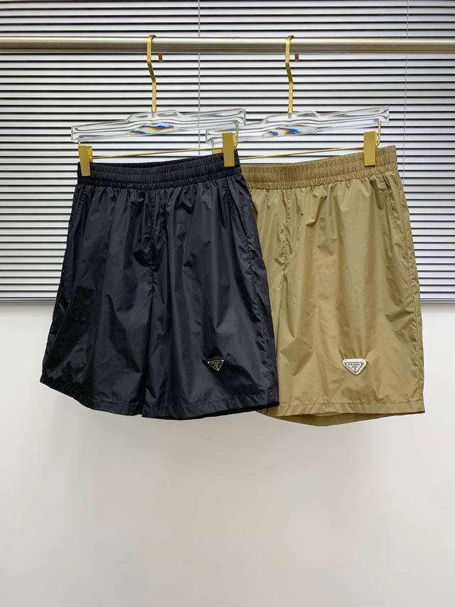 Prada 2025 Spring and Summer new casual shorts! Available on the official websi