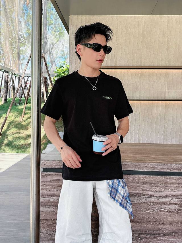 Dior summer new product, simple and generous embroidery craftsmanship, high stan