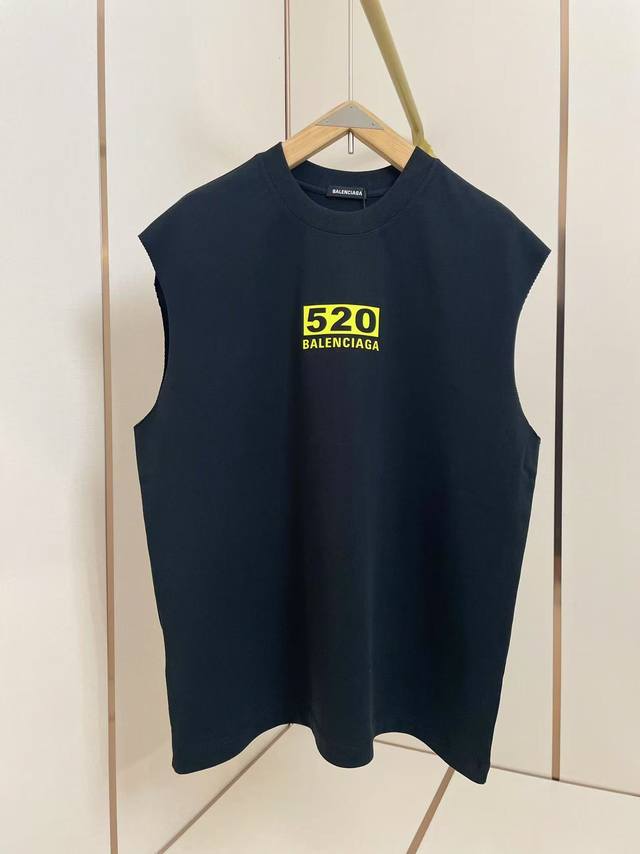 Balenciaga 2025 new couple vest Valentine's Day limited edition Simple design ma