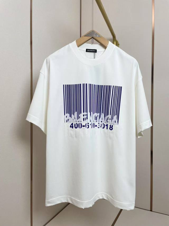 Balenciaga 2025 new barcode T-shirt with letter print design on the chest, echo