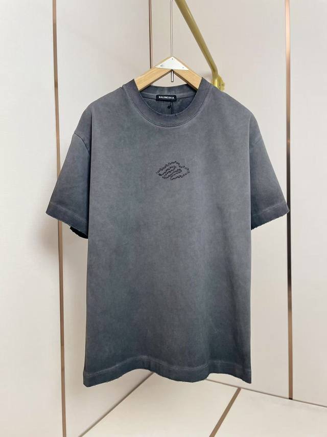Balenciaga personalized letter T-shirt with brand leather label on the back 380g