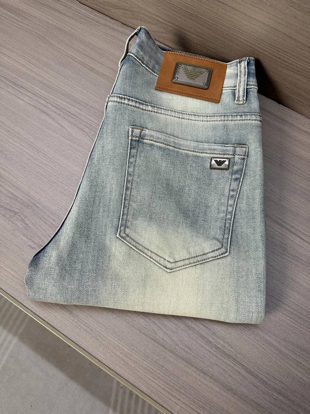 Ea Armani 25Ss new summer jeans, super soft and comfortable fabric, small straig