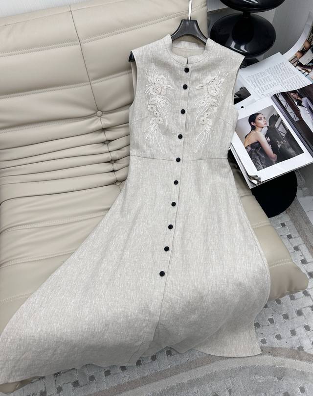 25Ss The latest sleeveless linen beaded dress 100% linen fabric, sleeveless bead