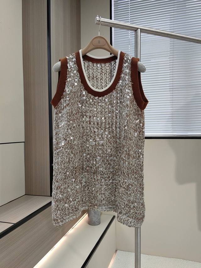 Code: SML Spring and Summer Style Heavy Sequin Fish Scale Long Vest DDD