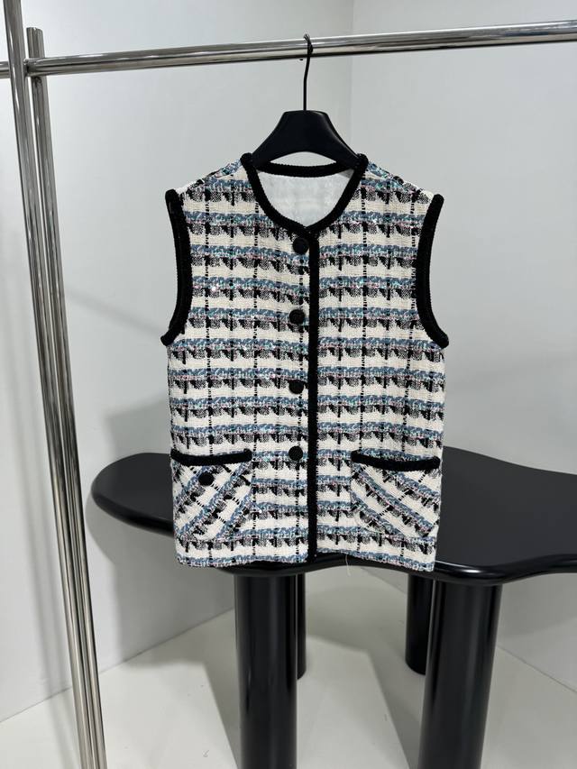25 New tweed vest Custom tweed fabric Bright sequin embellishment Embroidered si