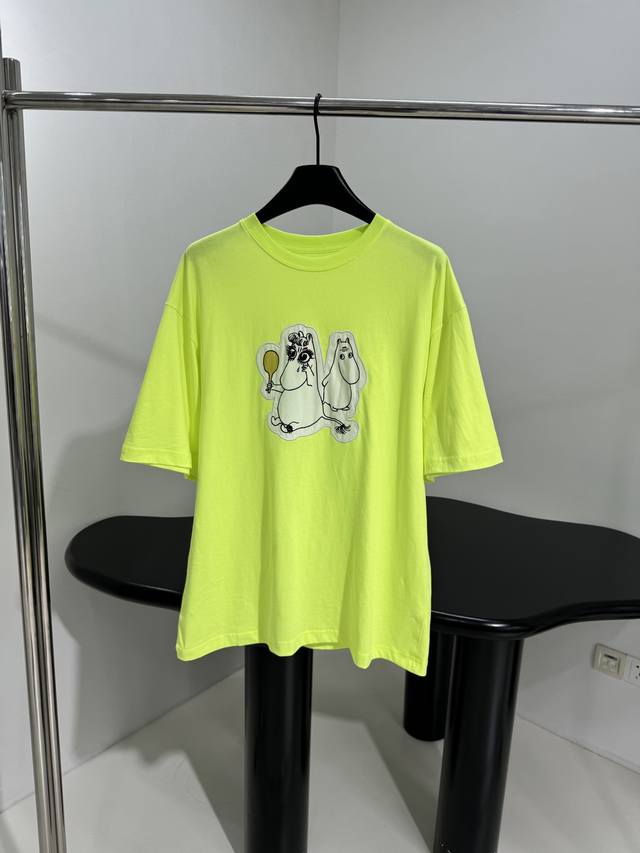 X Moomin cartoon pattern patch T-shirt Made of cotton jersey fabric Decorated wi